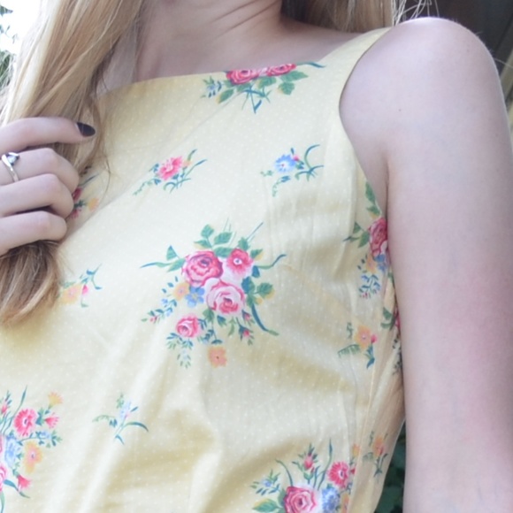 WINTER SALE: Yellow Ralph Lauren Summer Dress - Picture 2 of 5